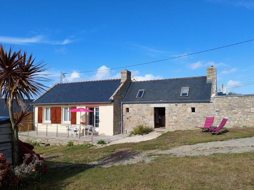 Holiday Home In Plouarzel Bagian luar foto